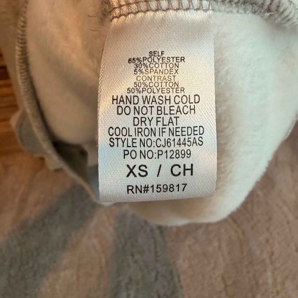 Altar'd State Oversized Grey NYC Graphic Hoodie (Size XS) - Picture 11 of 12